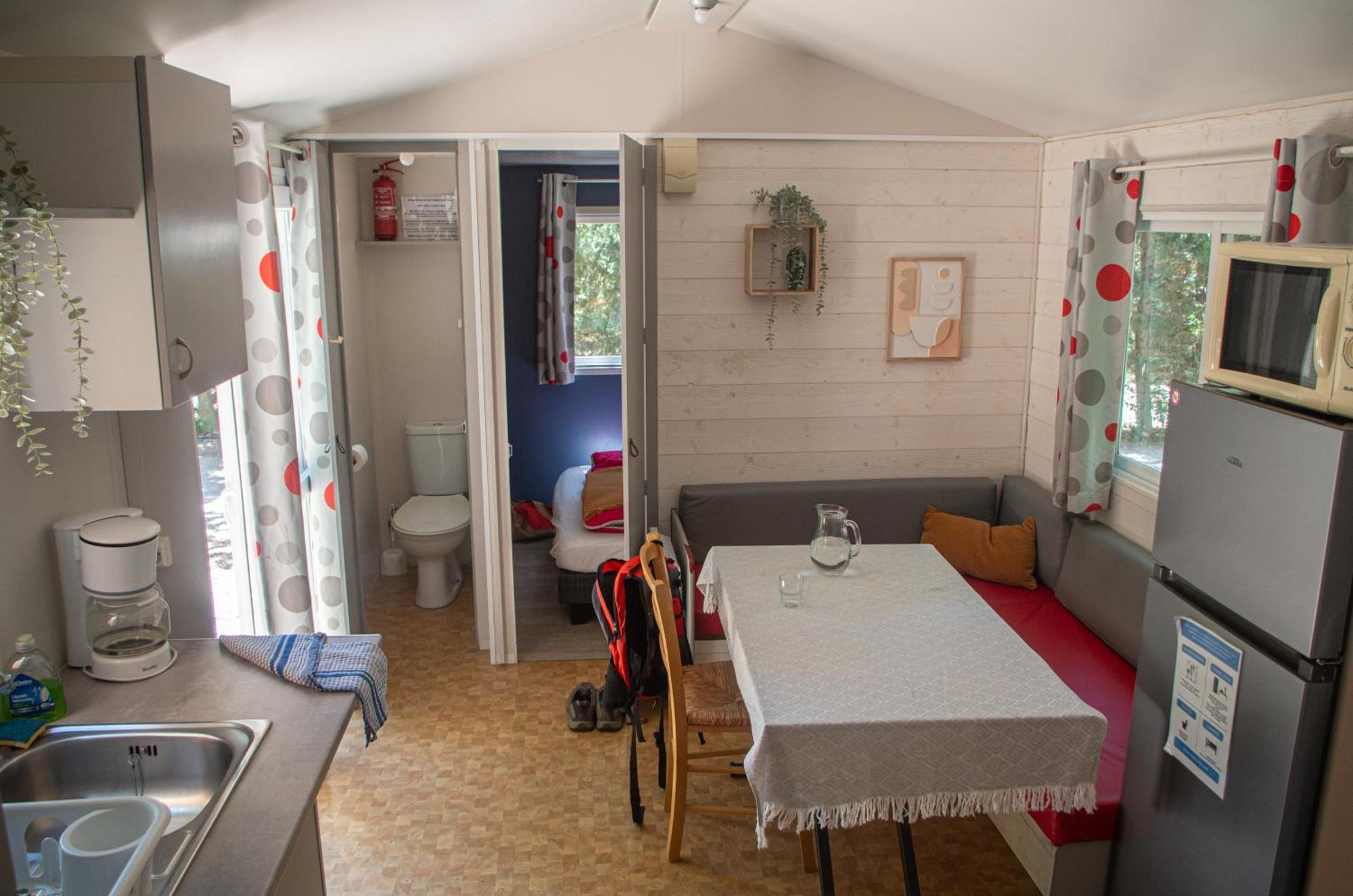 Camping La Peiriere Tuchan Экстерьер фото